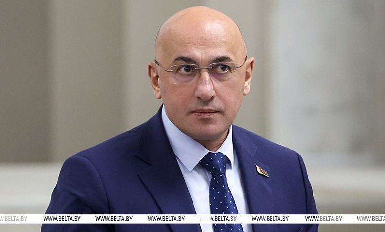 С какими трудностями в сфере культуры будет разбираться прежде всего, рассказал Марков