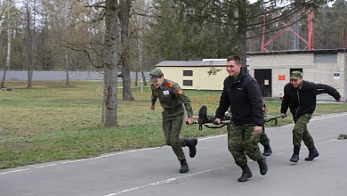 Турнир военно-патриотических клубов состоялся на базе 56 зенитного ракетного полка