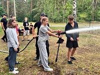 Водную феерию устроили спасатели в «Спутнике» Лунинецкого района 