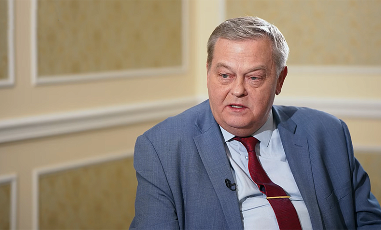 Спицын: Они все погрязли в крови! // Обещания Трампа, война из-за денег и распад НАТО