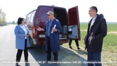Условия труда во время массовых полевых работ проверяют в Лунинецком районе