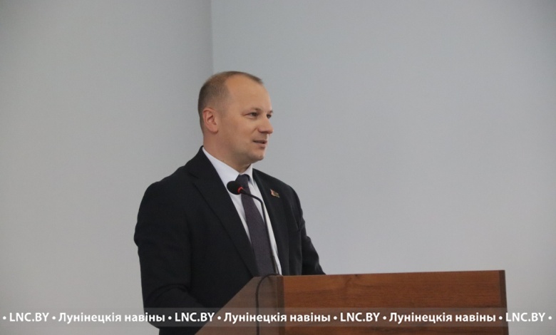 Роль семьи! Александр Савина встретился с коллективом Лунинецкой ЦРБ