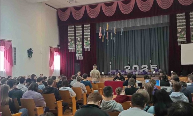 Жителя Лунинца судили за коноплю и ограничили свободу без направления в учреждение