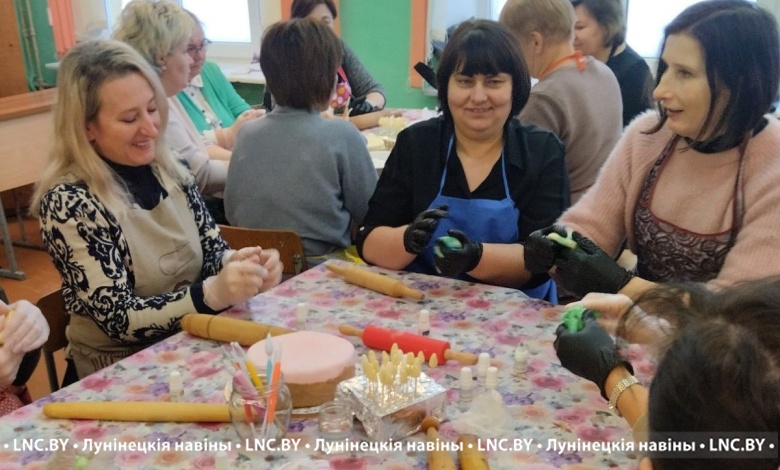 Трудовики в Лунинецком районе взялись за скалки 