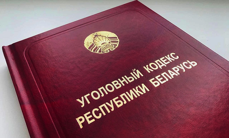 Брал предоплату за «виртуальные» окна и двери! Мошенника судили в Бресте