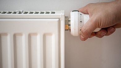 Коммунальники устранили порыв теплотрассы в Микашевичах