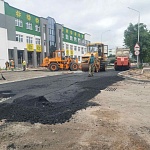 Дорожники приступили к асфальтированию улицы Гагарина в Лунинце