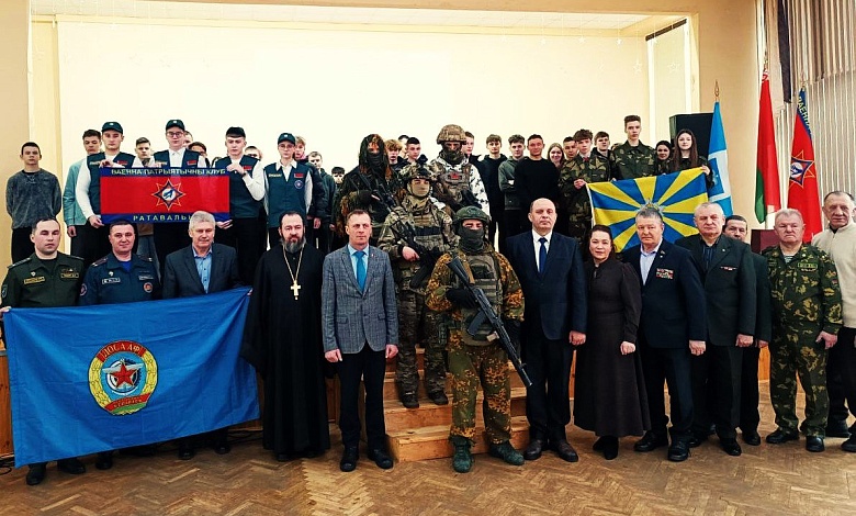 Соревнования по стрельбе из пневматической винтовки состоялись в Лунинце  