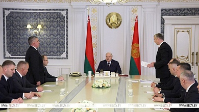 Лукашенко об акцентах в работе местной вертикали: нести ответственность за все, что происходит на вверенной территории