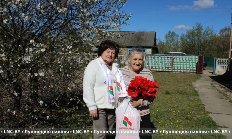 В Лунинецком районе чествовали ветерана педагогического труда Анну Полховскую