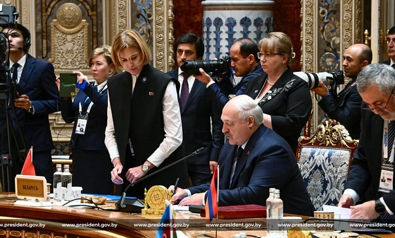 Лукашенко откровенно ВЫСКАЗАЛ ВСЁ | Предложения Первого для СНГ | Президент про Трампа и Путина