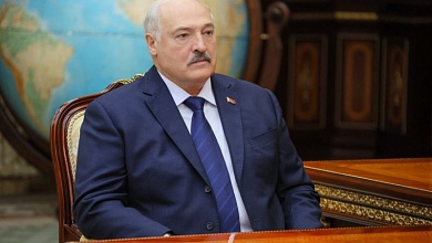 Лукашенко: профсоюзы должны быть мощной базой для поддержания стабильности в белорусском обществе 