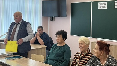 Диалоговую площадку серебряных волонтеров и школьников провели в Лунинце