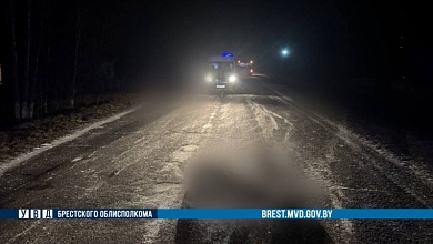 Мужчина погиб под колесами автобуса в Лунинецком районе
