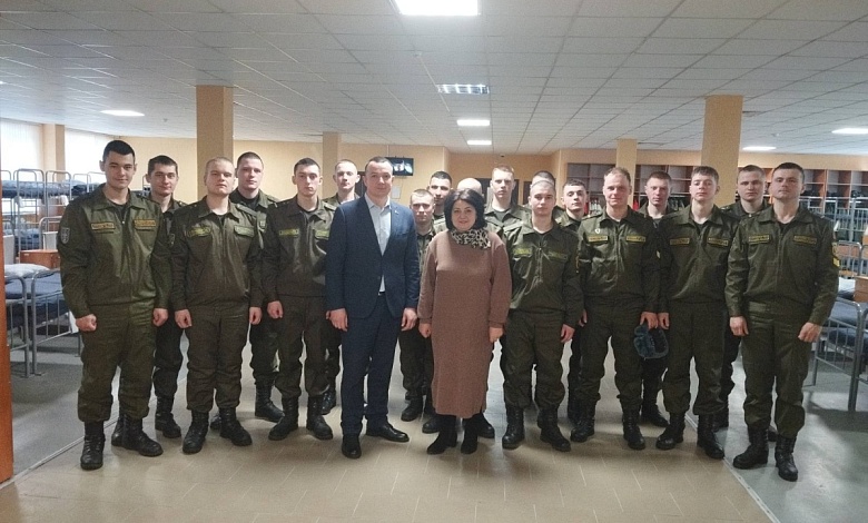 Встреча с военнослужащими, которые до призыва работали в организациях ﻿﻿﻿﻿АПК