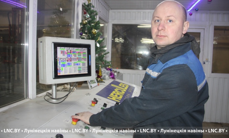 От чего зависит успех? Предприятие в Микашевичах: дружный коллектив, с юмором, и достойная зарплата