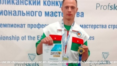 Артур Лебедевский из Лунинецкого района удостоен специальной премии Президента Республики Беларусь