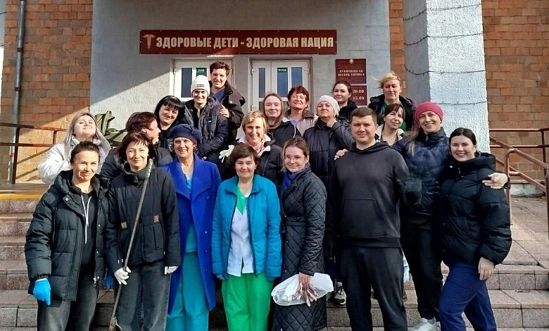 Медработники вышли на республиканский субботник в Лунинце