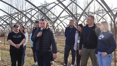 Как выращивать ягоду и другие секреты агробизнеса. Практическая часть Международного ягодного форума в Лунинецком районе 