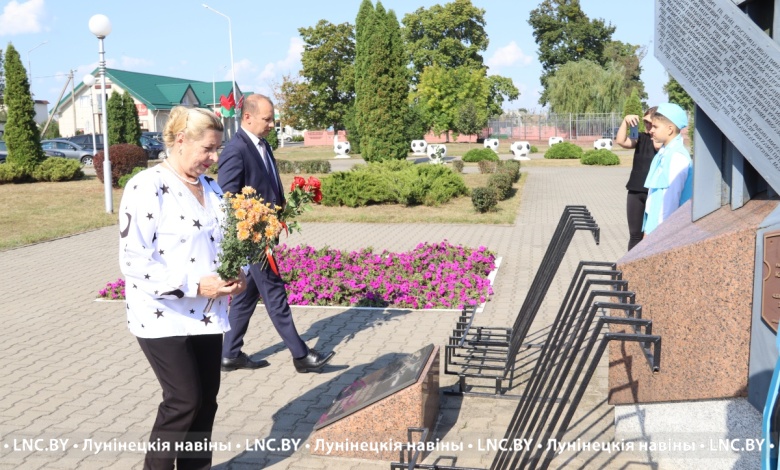 В День народного единства на Лунинетчине почтили память погибших