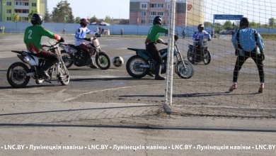Победа Лунинца | Результаты первого дня Кубка Беларуси по мотоболу