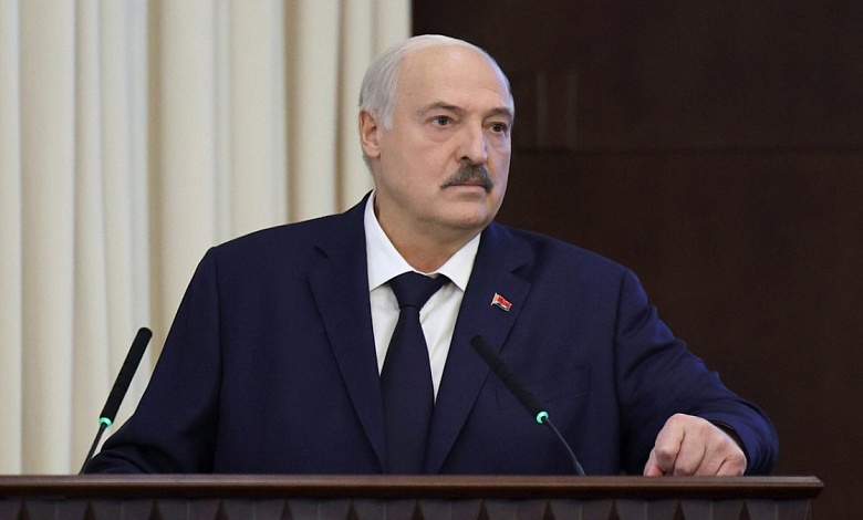 Лукашенко: Что НЕ ТАК сделали?! // Путин не пустил Лукашенко в США? | ЖЁСТКО про падёж, кадры и 2020