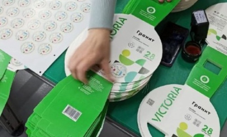 Социальную рекламу разместили на упаковке продукции «Виктория» Лунинецкого района
