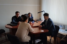 Профсоюзный юрист помог разобраться в нюансах трудовых отношений в Лунинецком районе