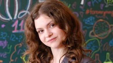 Девушка из Лунинца на 100 баллов сдала ЦЭ и ЦТ!