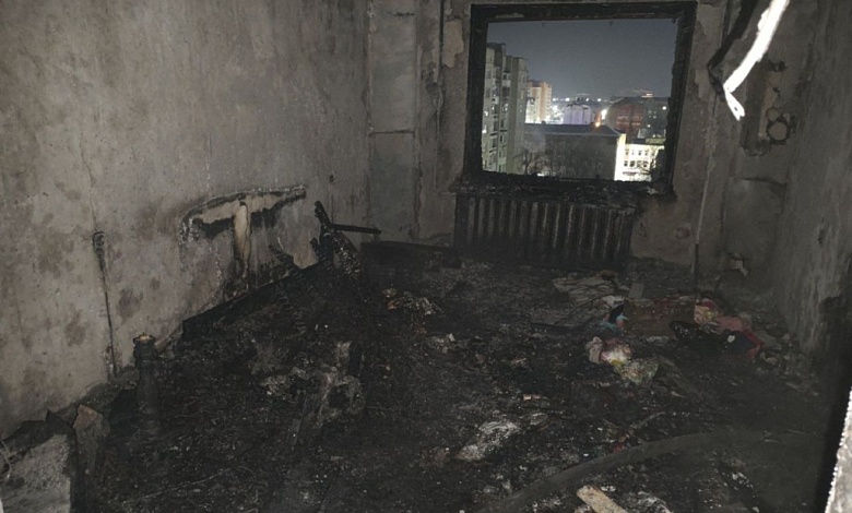 В Лунинце причиной пожара в квартире стало зарядное устройство