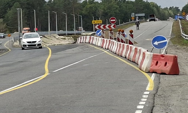 Транспорт на автодороге М10 поедет через реку Случь по объездному мосту