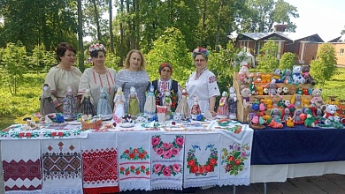 Лунінчане прынялі ўдзел у рэгіянальным свяце "Крашынскі перазвон"