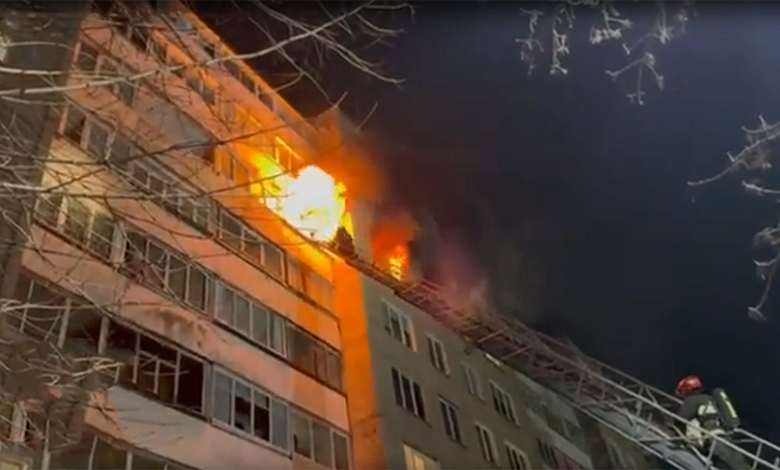 Три человека погибли при пожаре в Молодечно, один из них выпрыгнул из окна 