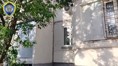 Мальчик выпал из окна третьего этажа в Гомеле, он в реанимации 