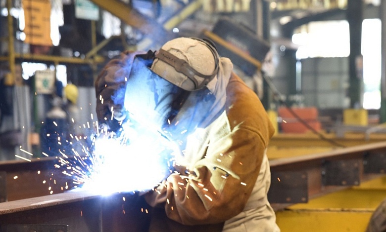 Бесплатная спецодежда на работе. Что, кому и как, рассказал инспектор труда  