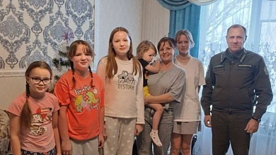 Подарки к Рождеству Христову дарят в Лунинецком районе