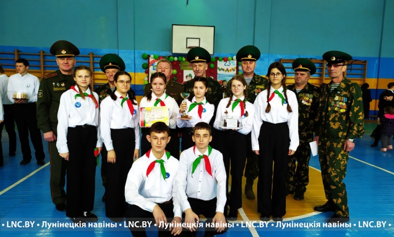 Конкурс строя и песни провели в Лунинецком районе