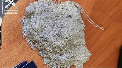 Почти 4 кг ювелирных изделий изъяли на границе в Бресте