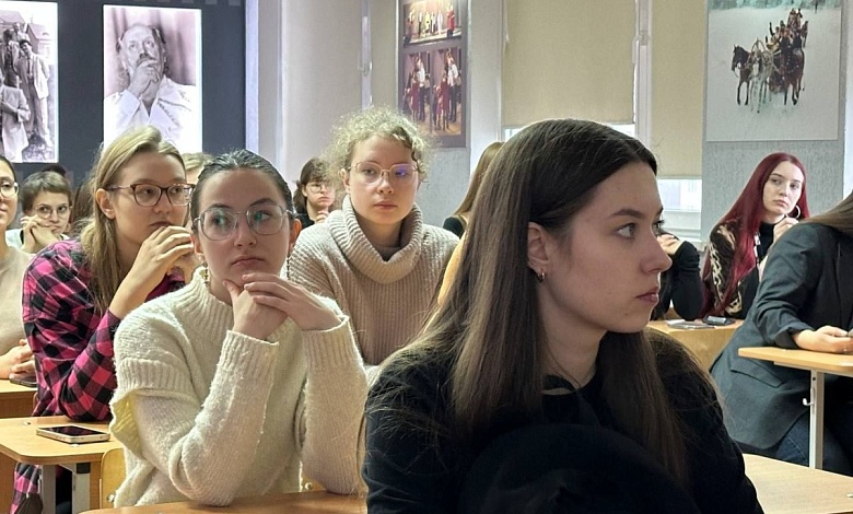 За специалистами для Лунинца отправились в Минск  