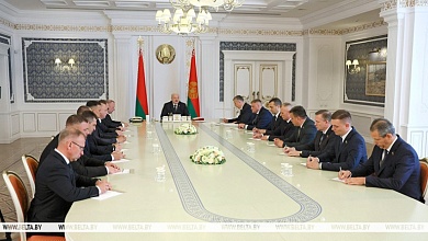 Кадры, инвестиции, дисциплина в АПК. Как Лукашенко напутствовал новых руководителей