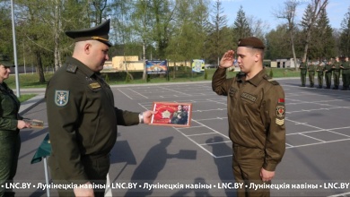 В Лунинецком районе начались увольнения в запас