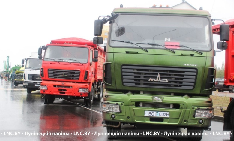 Локация с техникой в Микашевичах практически готова