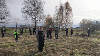 В Язвинках заложили новый сквер возле школы