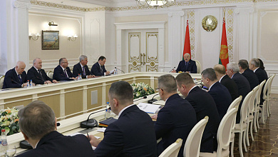 О противодействии выводу капитала, спасении "утопающих" и работе в Союзном государстве. Что Лукашенко обсуждал с правительством