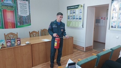 Сотрудники МЧС проводят встречи в трудовых коллективах Лунинецкого района