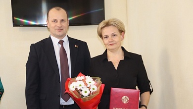 В Лунинце торжественно отметили День работников социальной защиты