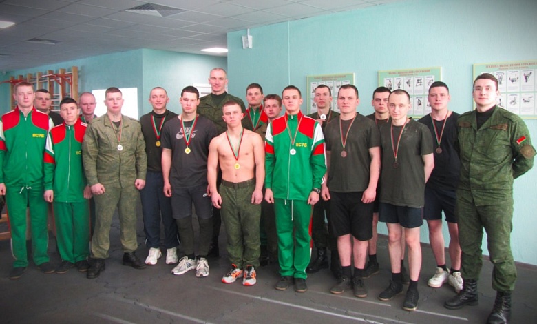 Ракетчики взялись за гири. Первый дивизион 56 полка везде первый