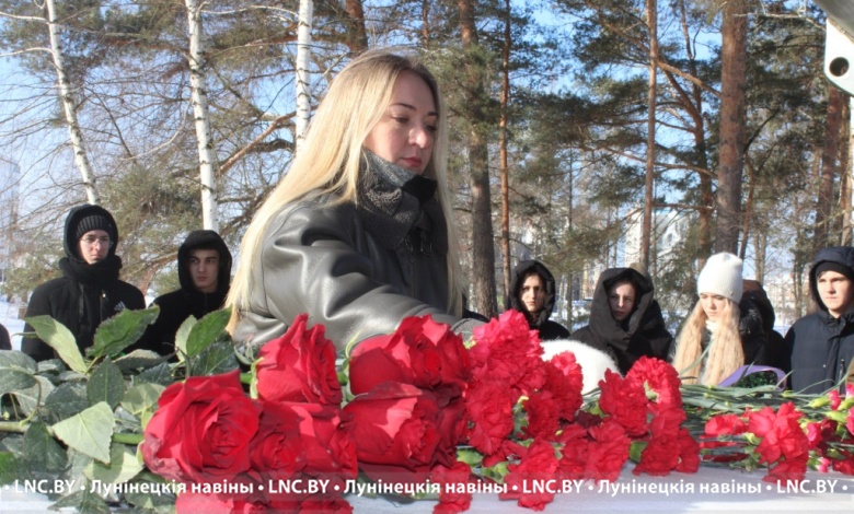 В Микашевичах прошел митинг-реквием, посвященный Дню памяти воинов-интернационалистов