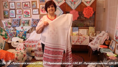 Ручнікі на шчасце народнага майстра Беларусі з Лунінецкага раёна