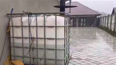 Все только для себя. У мужчины изъяли 400 литров самогона и 2 тонны браги 